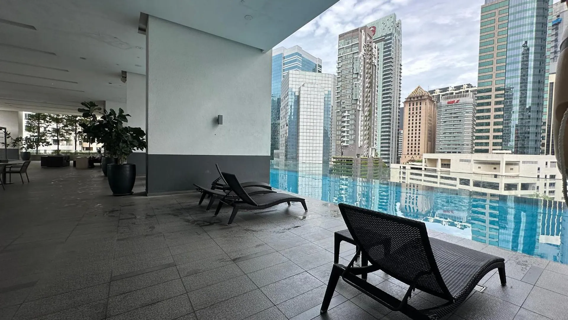 One Bukit Ceylon By Home Suites Kuala Lumpur Malaysia