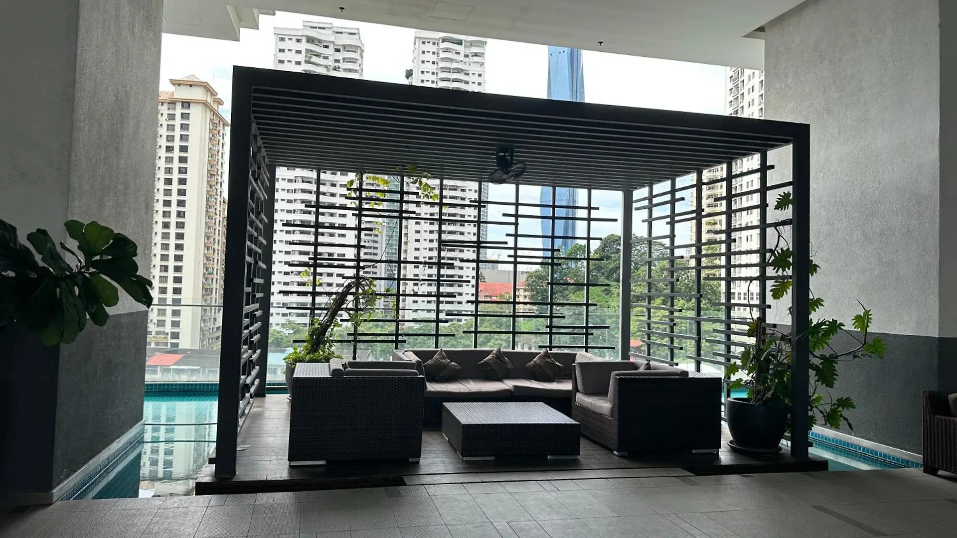 One Bukit Ceylon By Home Suites Kuala Lumpur Aparthotel
